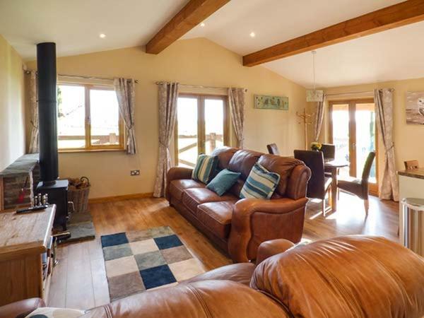 Valley View Lodge Trelystan Екстериор снимка