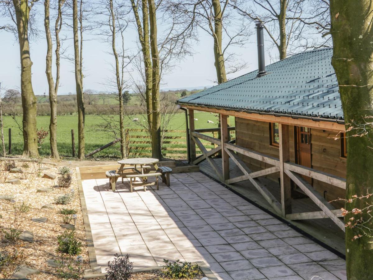 Valley View Lodge Trelystan Екстериор снимка